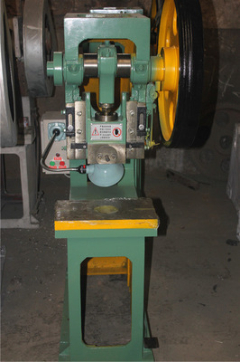 【恒升J21-12吨冲床(固定台深喉)&mdash;谁用谁知道您最佳的选择】价格,厂家,图片,冲床,淄博恒升机械制造-